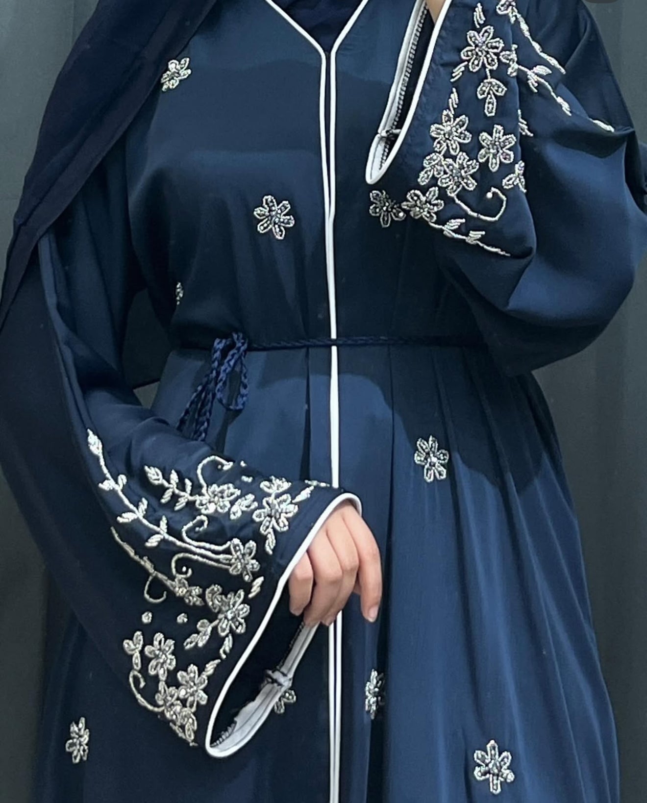 Navy Flower Abaya