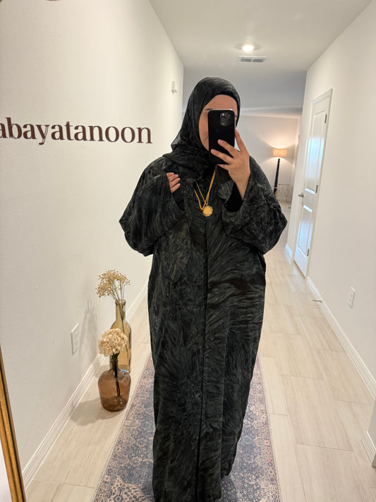 Black and Green Pattern Abaya